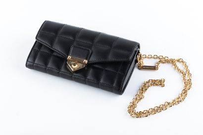 MICHAEL KORS
Sac type Tribeca en cuir noir...