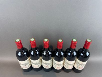 12 btls Château Saint-Georges 2005 - Saint-Georges...