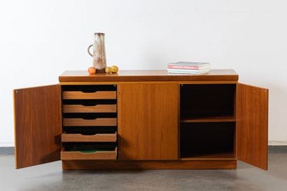 TRAVAIL SCANDINAVE - Circa 1960
Buffet bas...
