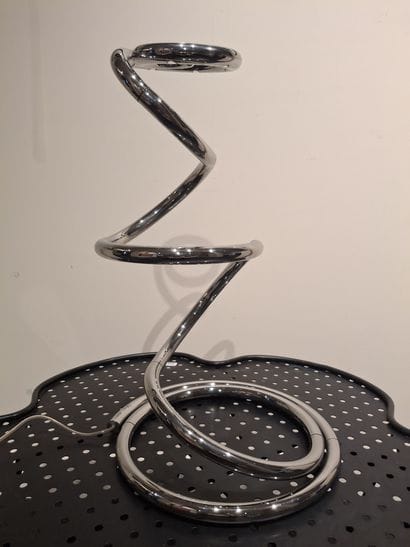 Ron ARAD (born in 1951)
Pizza Kobra
Articulated...
