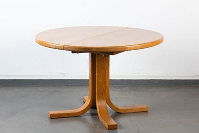 Pierre CHAPO (1927-1987)
Table ronde en orme...