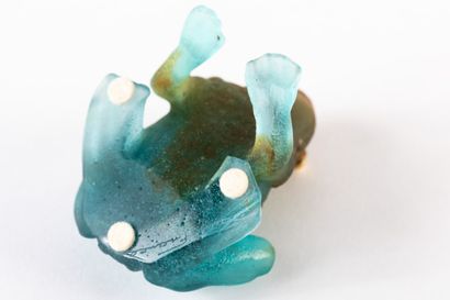 DAUM FRANCE
Frog made of pressed glass paste,...