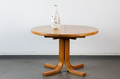 Pierre CHAPO (1927-1987)
Table ronde en orme...