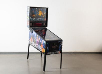 STERN PINBALL
Rolling Stones-themed pinball...