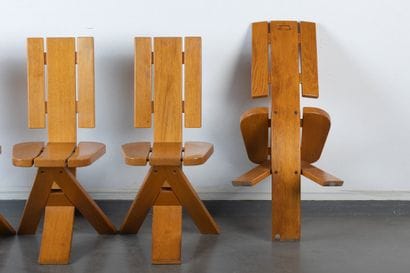 Editions SELTZ
Suite de 4 chaises en orme,...