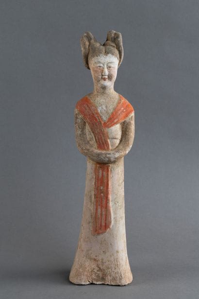 CHINE - STYLE TANG
Statuette de dame de cour...