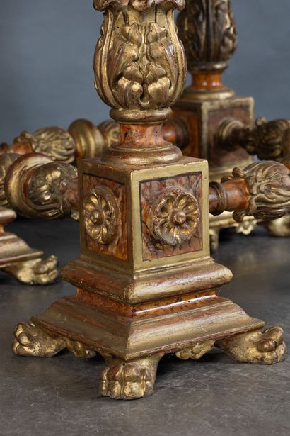 Lacquered and gilded wooden game table.
In...