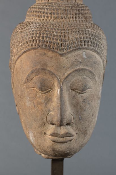 THAILANDE - XXe siècle
Grande tête de bouddha...