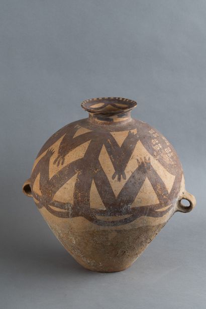 CHINE - Epoque Néolithique
Vase de forme...