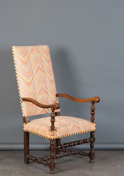 Walnut armchair, straight back, scrolled...