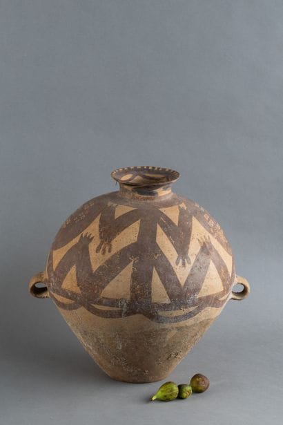 CHINE - Epoque Néolithique
Vase de forme...