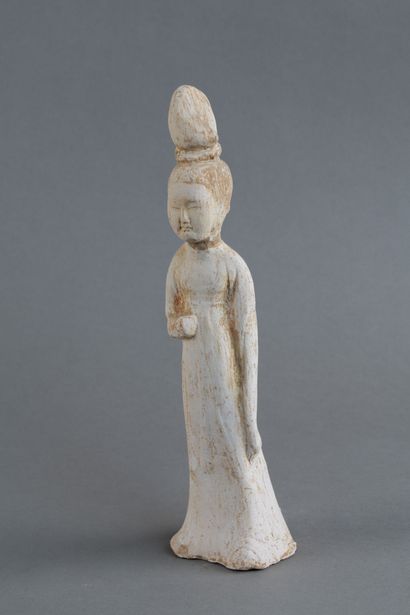CHINE - STYLE TANG
Statuette de dame de cour...