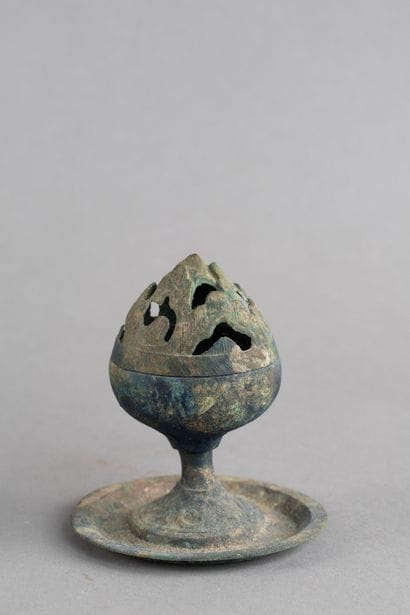 CHINE - STYLE HAN
Petit brûle-parfum 'boshanlu'...