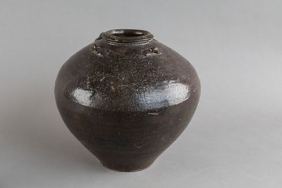 CHINE - Dynastie YUAN (1279 - 1368)
Pot balustre...