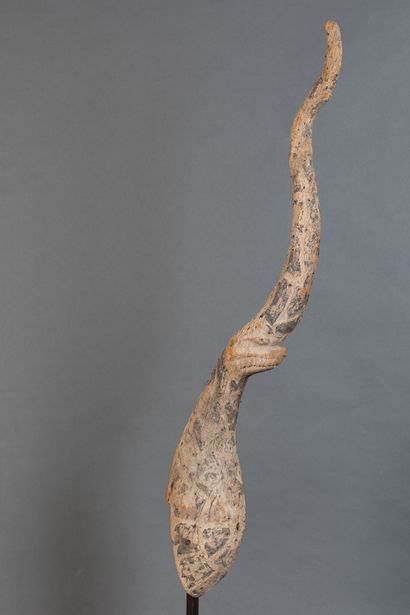 THAILANDE - XIXe siècle 
Chofa en bois sculpté...