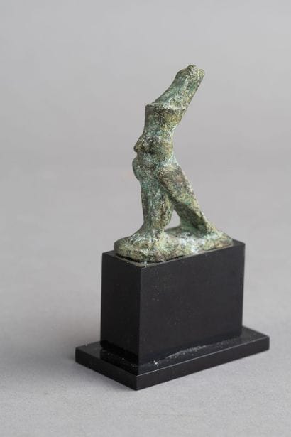 Statuette depicting the falcon Horus wearing...