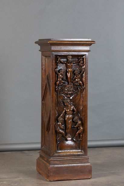 Case in molded and carved walnut, front panel...