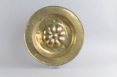 Copper offering dish with fluted base 
19th...