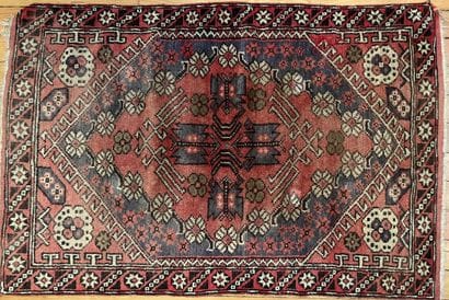 Bergamo carpet (warp, weft, and pile of wool),...