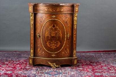 Corner cabinet with a curved front, made...