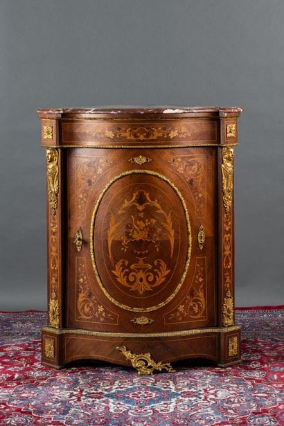 Corner cabinet with a curved front, made...