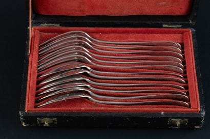 SET OF SIX SILVER TABLEWARE PIECES (950)....