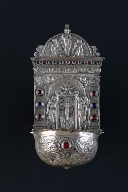 Silver (800) CESSOR. 
Foreign craftsmanship...