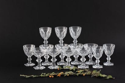 BACCARAT
Harcourt Model
Set of crystal stemware...