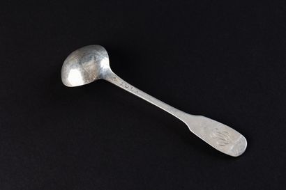 CUILLER A CREME en argent (800). 
DPTS, 1809-1819...
