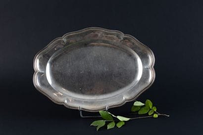 PLAT en argent (950).
AIX, Honoré BUREL (reçu...