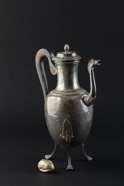 CAFETIERE en argent (950).
PARIS, 1819-1838....