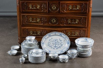 LIMOGES, Havilland
Beau service de table...