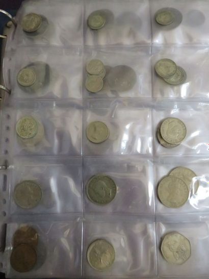 Collection de + 520 monnaies étrangères dans...