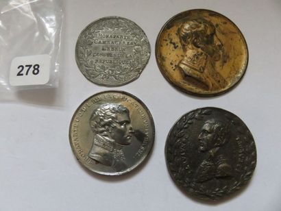 Lot de 4 médailles de Bonaparte premier consul...