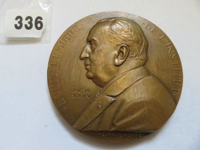Médaille - Cinéma - A/ Louis Lumière (1864-1948)...
