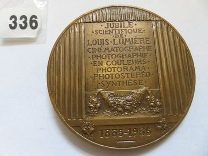 Médaille - Cinéma - A/ Louis Lumière (1864-1948)...