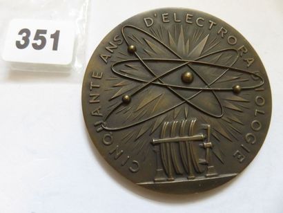 Médaille - 50 ans d'électro-radiologie médicale...