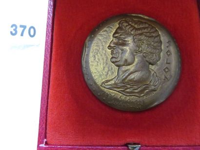 Médaille du Notariat français et de la Caisse...
