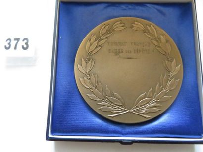 Médaille du Notariat français et de la Caisse...