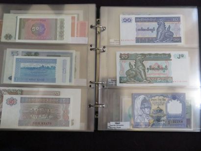 Classeur de 155 billets d'Asie (dont 16 000...