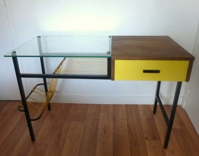 Circa 1960 Bureau, structure en acier laqué...