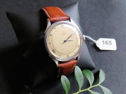 OMEGA - Vers 1946 Montre d'homme en acier...