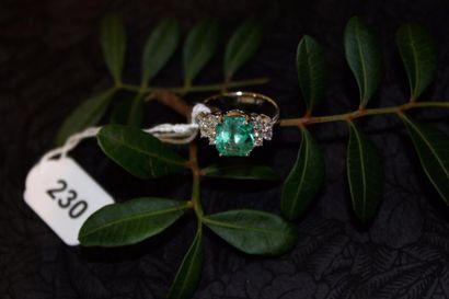 Bague or gris 750 millièmes, ornée d'une...