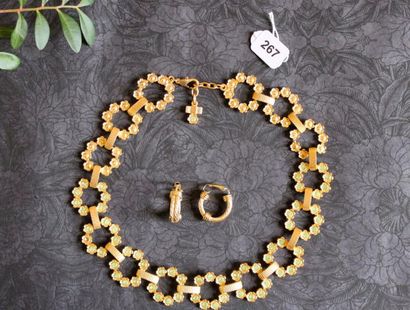 DIOR Paire de boucles d'oreilles clip, forme...