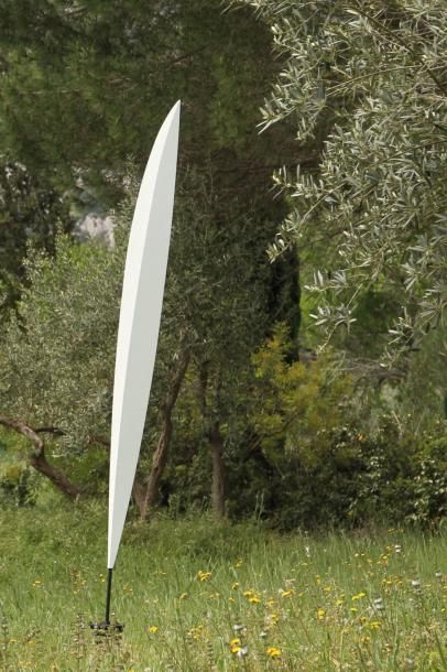 Francis GUERRIER
«Plume d’ange» 2010.
Acier...