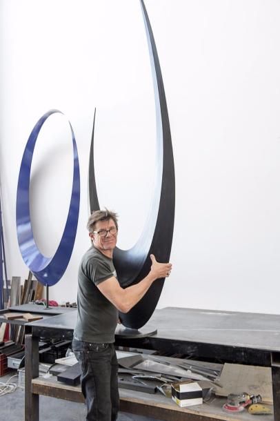 Francis GUERRIER
«Lune Noire» 2017.Aluminium...