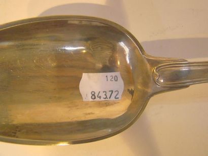Cuiller à ragoût en argent.
Modèle à filets,...