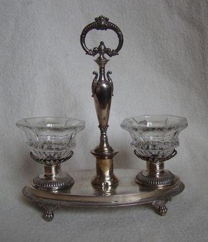 Saleron double, montures et plateau en argent....