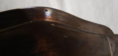 Saucière et son plateau en argent.
Modèle...