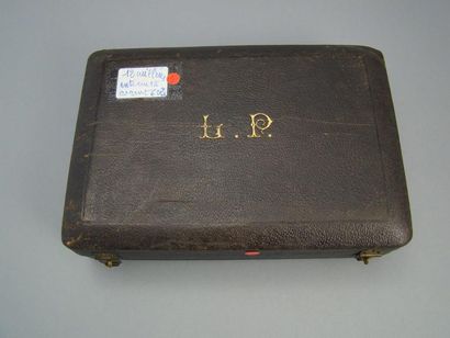 Série de douze cuillers à entremets en argent,...